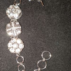 .925 sterling silver 3 Snap bracelet